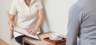 脱毛のトラブル。勧誘や火傷、病気になったりする?